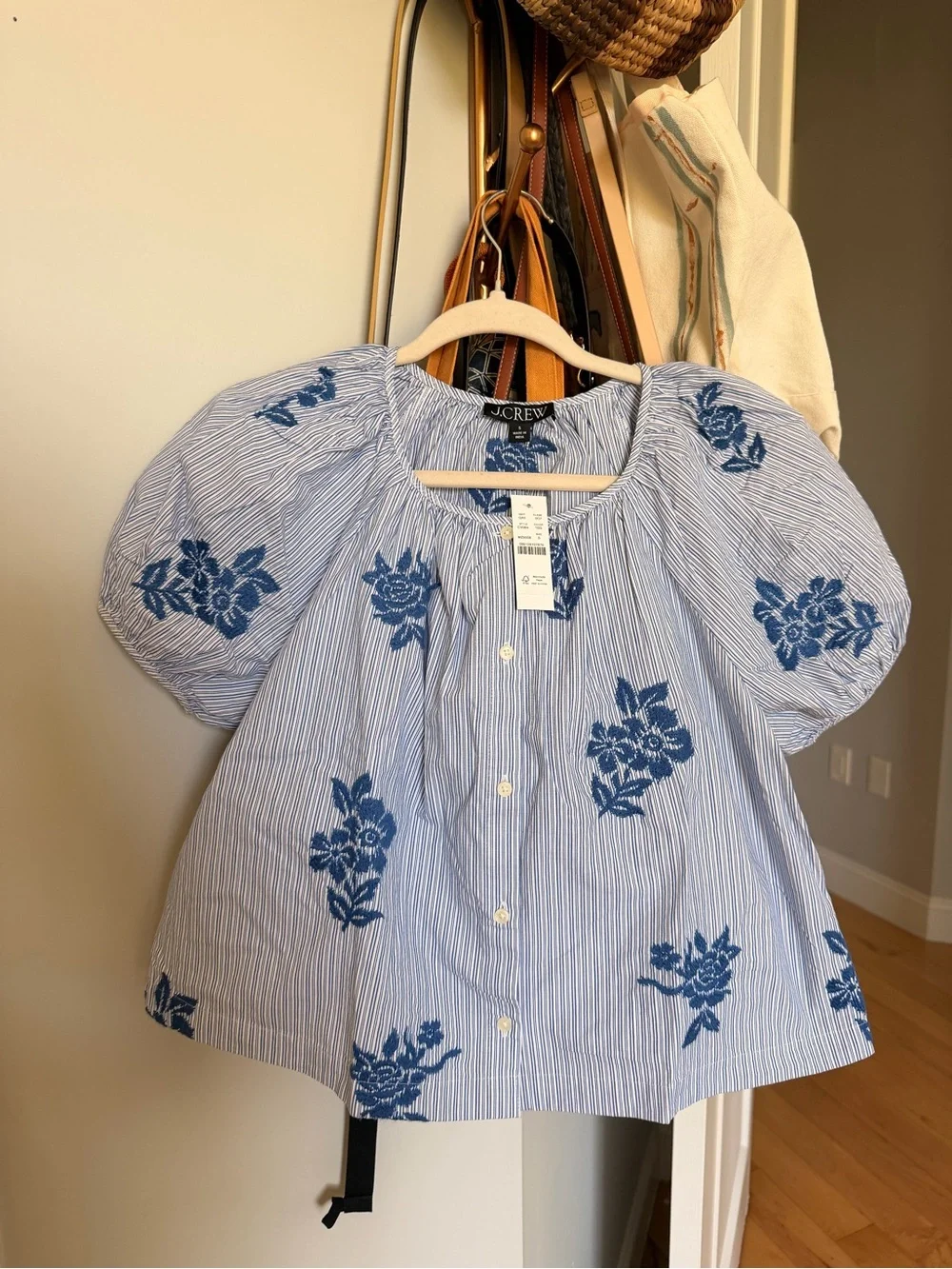 J.Crew Puff-sleeve button-up top in embroidered floral stripe Women’s Small NWT